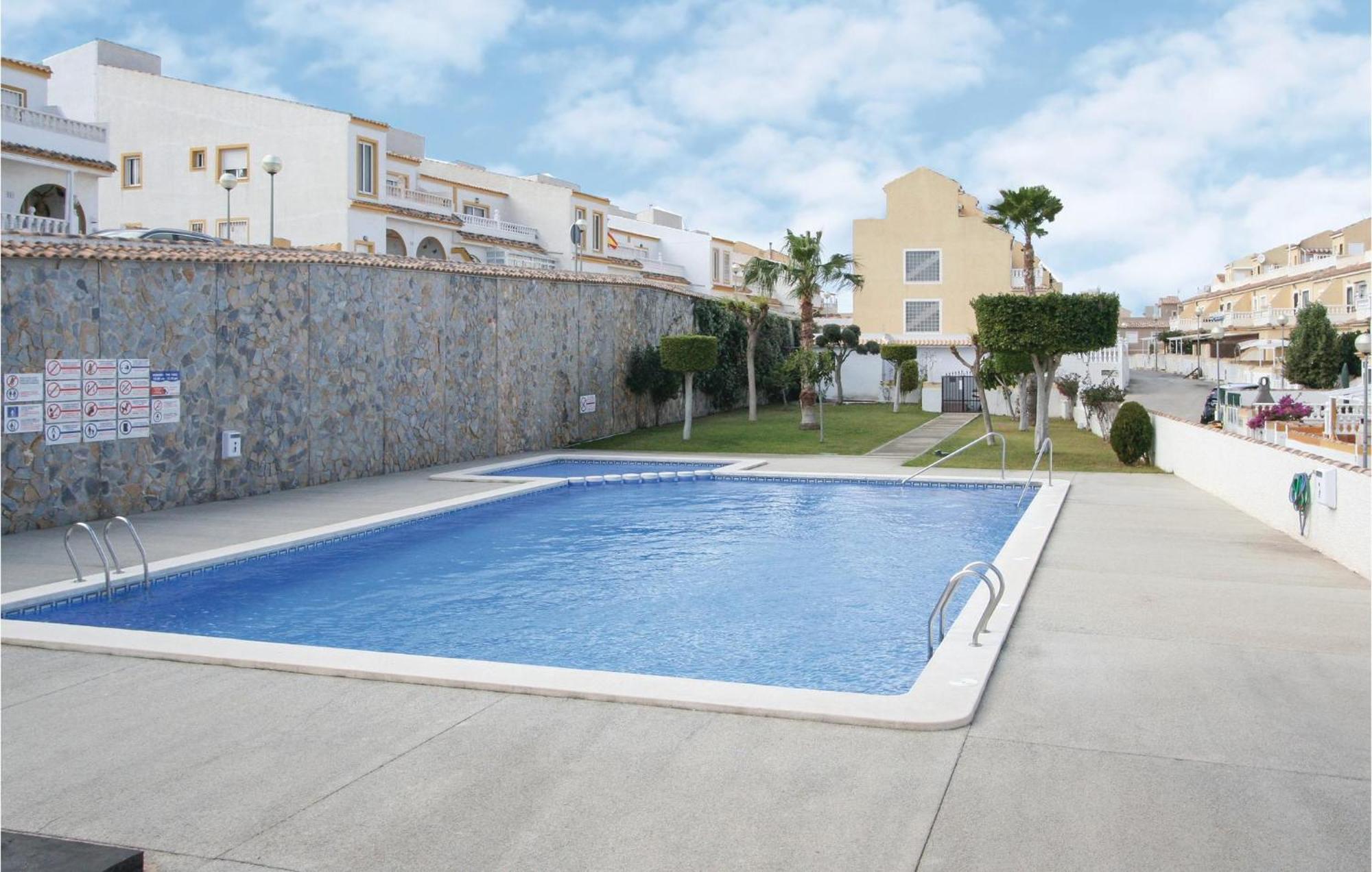 Gorgeous Home In Santa Pola With Wifi Eksteriør billede