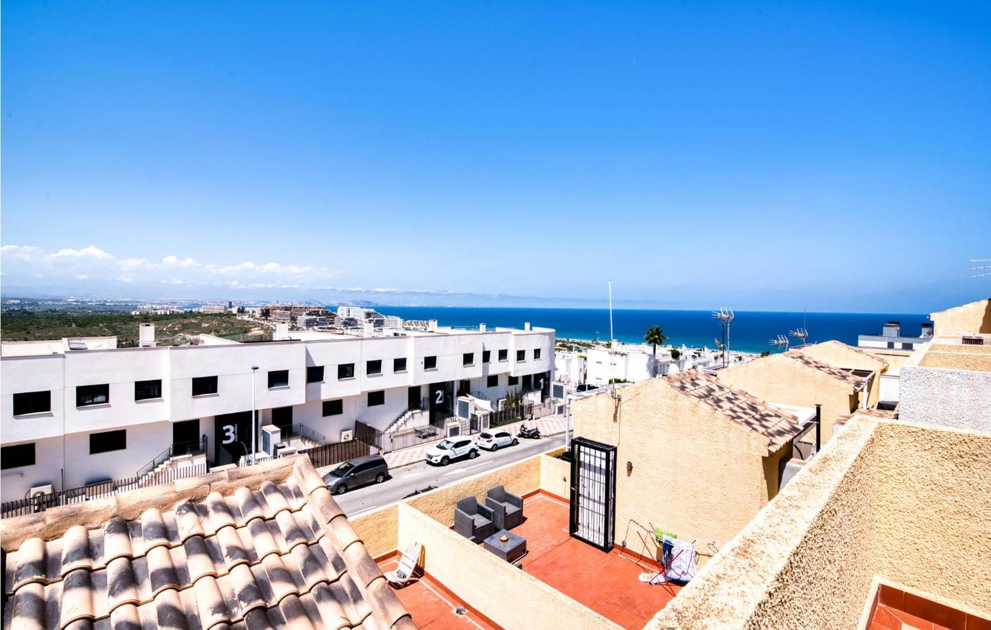 Gorgeous Home In Santa Pola With Wifi Eksteriør billede